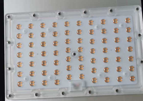 購入 200W 280pcs SMD 3030 LEDストリートライトモジュール 1800K-2000K ヒートシンク付き漁光 オンライン製造