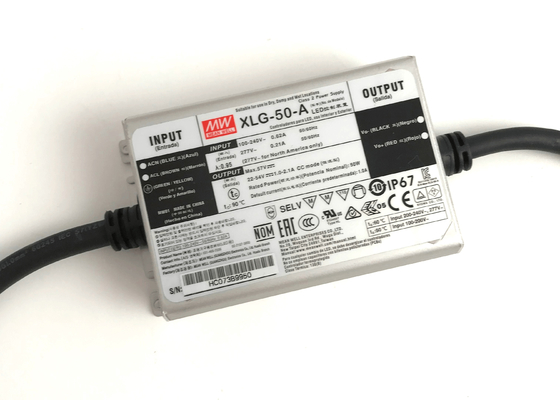 購入 50W LEDライトのための一定した現在のLEDの電源24v 36v 48v 54v MEANWELLの運転者 オンライン製造