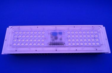 50ワット無人の25/60/120/157x85程度の配列レンズが付いている3030のLEDの街灯の部品