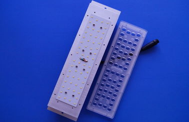 90X120程度SMD LEDモジュール50Wの街灯脱熱器160LM/W