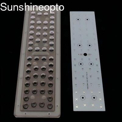 さまざまな角度のビーム角度と高光束を実現する SMD 3030 LED を備えた 56W PC LED 街路灯レンズ