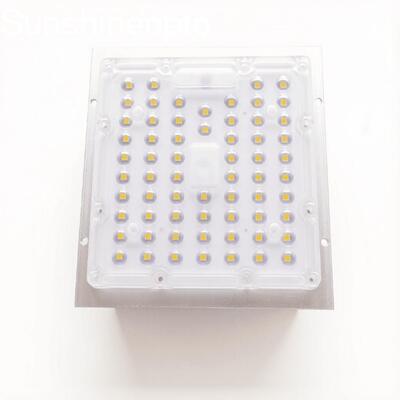 90° スクエア 3030 LED レンズ モジュール 64 LED 光学 PC レンズ、アルミニウム PCB OEM/ODM メーカー